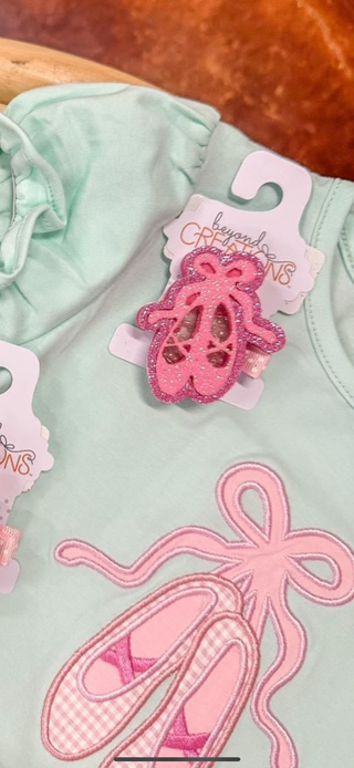 Ballet Shoe Shaker Bow Charm