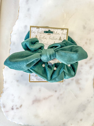 Green Pearl Velvet Scrunchie Set