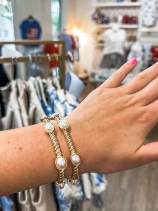 Ribbed Gold Textured & Pearl Stretch Bracelet