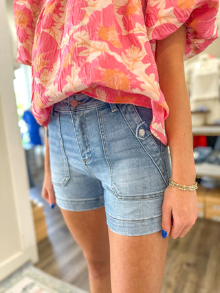 Light Lenni Girl High Rise Patched Pocket Shorts - RISEN