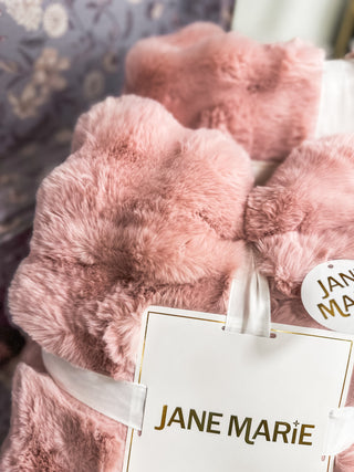 Pink Faux Fur Throw Blanket