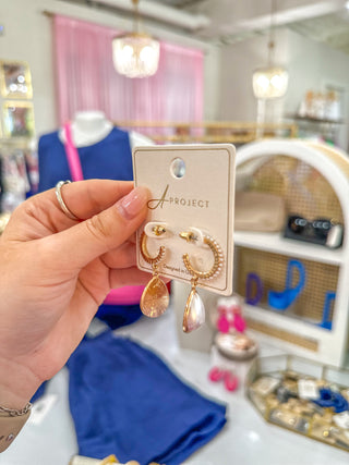 Pearl Drop of Elegance Gold Earring
