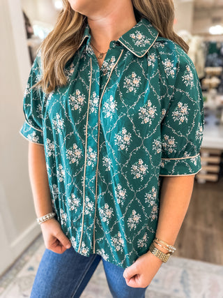 Hunter Green Mulberry Manor Short Sleeve Top