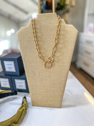 Amelia Shiny Gold Oval Link Chain W/ Heart Clasp Necklace