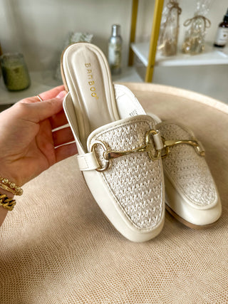Ivory W/ Gold Buckle Stakes Mule