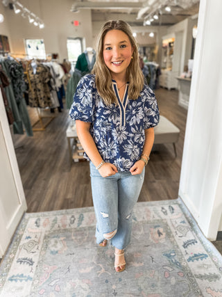 Sloane Petal Trim TOP