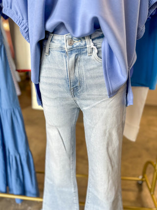 Light Wash Charming High Rise Crop Easy Flare Denim Jeans