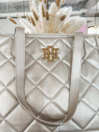 Pearl Sophie Large Diamond Zippered Tote