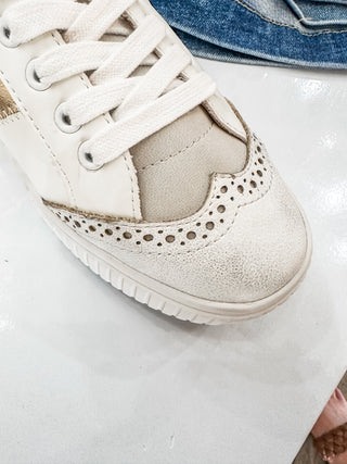 Delfina Subtle Styled Cheetah Sneakers