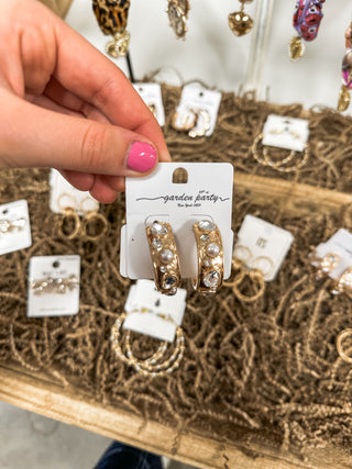 Gold Hammered Hoop W/ Clear Crystal & Pearl 1.5" Earring