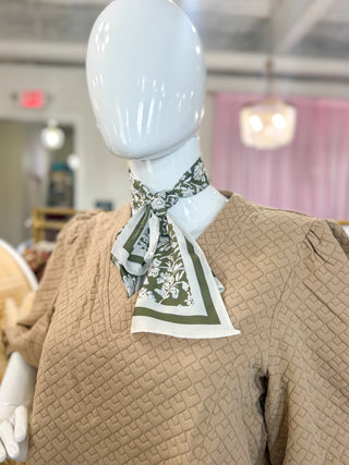 Painted Trillium Drew Scarf