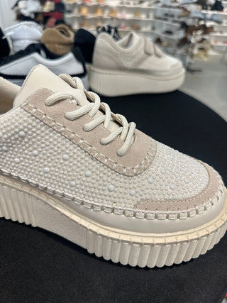 Cream The World Is My Oyster Textured Platform Pearl Sneaker