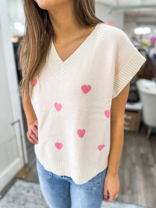 The Gift of Love Cream/Pink Heart Pattern Knit Sleeveless Sweater Vest Top