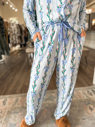 Hello Garland Pant Pajama Set