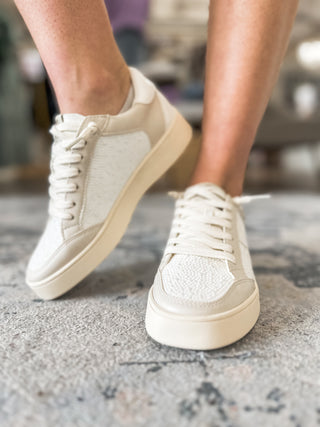 Juniper White Beige Pearl Star Sneakers