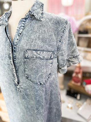 Midi Mae Washed Denim Sleeveless Collared Button-Down Shirt Midi Dress
