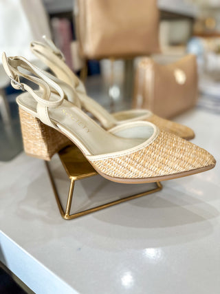 Natural Princess Point Toe Heel