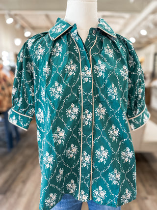 Hunter Green Mulberry Manor Short Sleeve Top