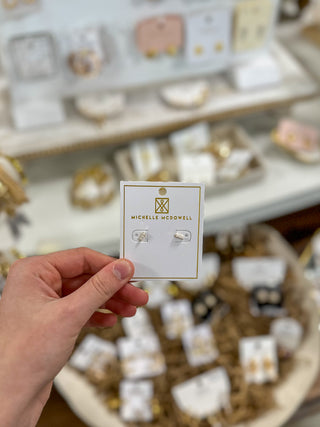 Mindy Gold Pearl Earring Stud