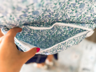 TRVL Hamptons Floral Backpacker