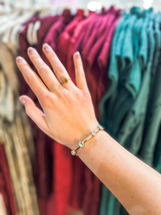 Green Crystal on Gold Bar Stretch Bracelet