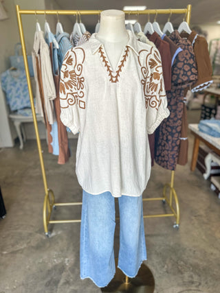 Oatmeal & Brown Frontier Floral Embroidered Top