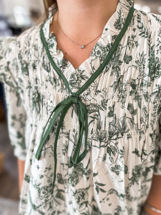 Green Vintage Meadow Quarter Length Sleeve Top