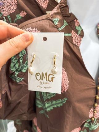 Hanging Baroque Pearl Earrings