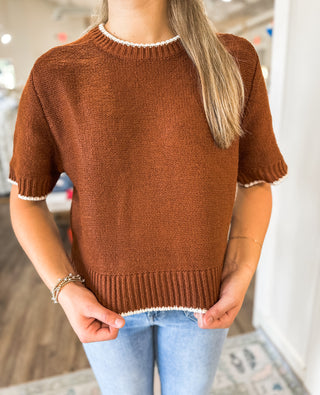 Cognac Effortless Essential Sweater
