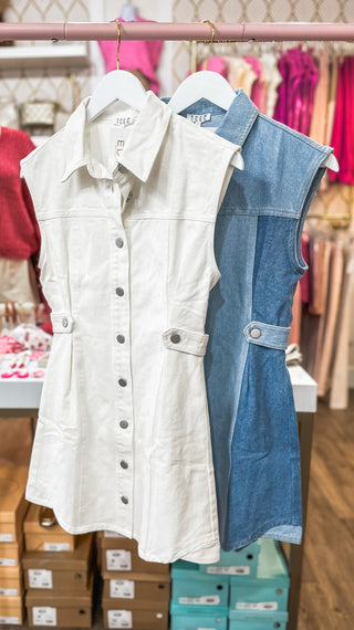 Chelsea's Cody Johnson Cream Denim Concert Dress