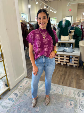 Berry Sissy's Floral Scalloped Hem Short Sleeve Sweater