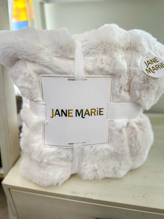 Creamy White Faux Fur Throw Blanket