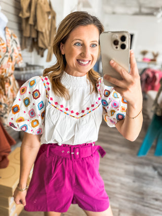 White Chic Colors Embroidered Detail Blouse