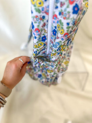 TRVL Posies Backpacker