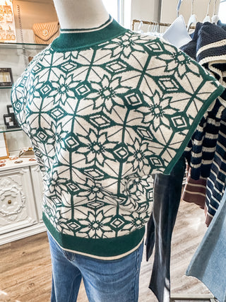 Shape Up & Shine Pattern Short Sleeve Hunter Green Sweater Top