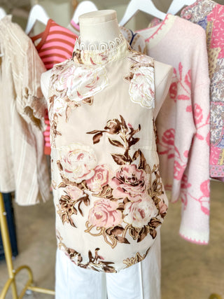 Cream & Blush Rosalie Scalloped Trim Sleeveless Top