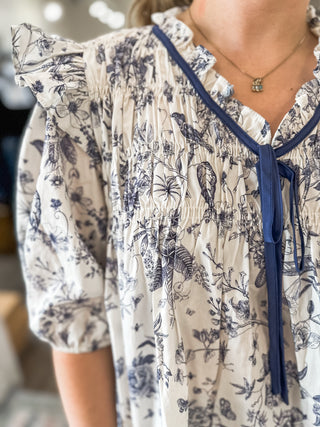 Blue Vintage Meadow Quarter Length Sleeve Top