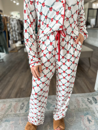 Lattice Garland Pant Pajama Set