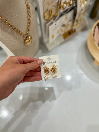 Gold Knotted W/ Teardrop Pearl Earring