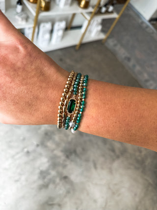 Set of 5 Green Crystal, Pearl, & Gold Stretch Bracelets