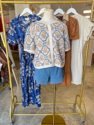Ivory & Blue Subtle Floral Button-Up Short Sleeve Sweater