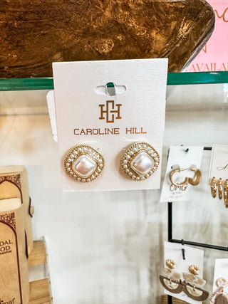 Gomez Pearl Stud Earrings