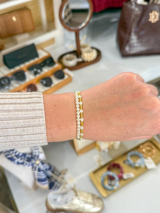 Pearls & Gold Set of 2 Stretch Bracelets
