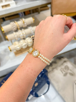 Three Pearl Flat Gold Stretch Bracelet