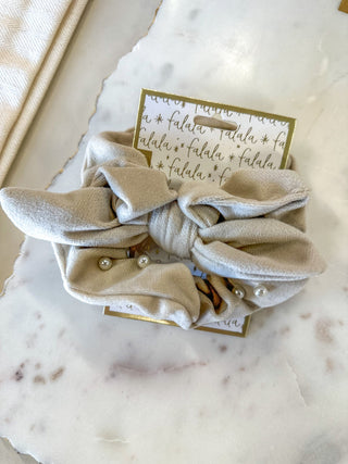 Cream Pearl Velvet Scrunchie Set - Everyday EDEN Boutique & Gifts