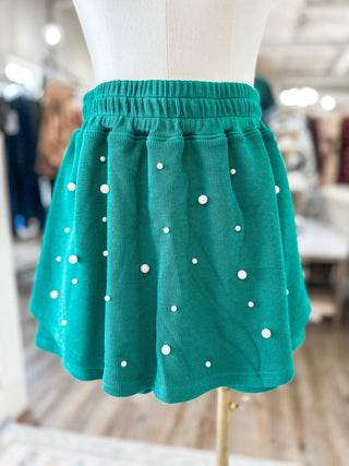 Green Holiday Pearl Charm SKORT - Everyday EDEN Boutique & Gifts