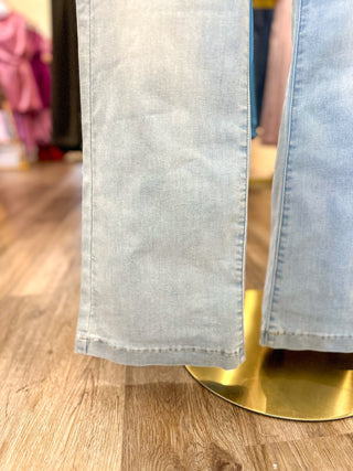 Julia Light Denim Mini Patch Pocket Flare Leg Jeans - Everyday EDEN Boutique & Gifts