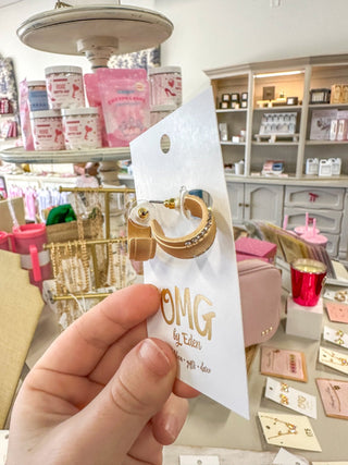 Matte Gold Wide Stone Outlined Hoop Earrings - Everyday EDEN Boutique & Gifts