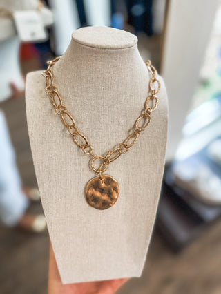 Open Gold Chain W/ Hammered Coin Charm 16" - 18" Necklace - Everyday EDEN Boutique & Gifts
