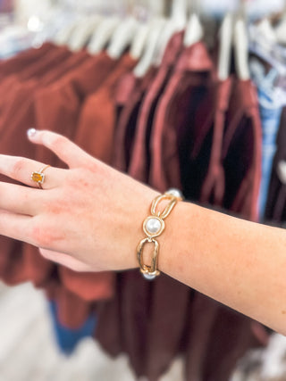 Pearl & Open Gold Stretch Bracelet - Everyday EDEN Boutique & Gifts